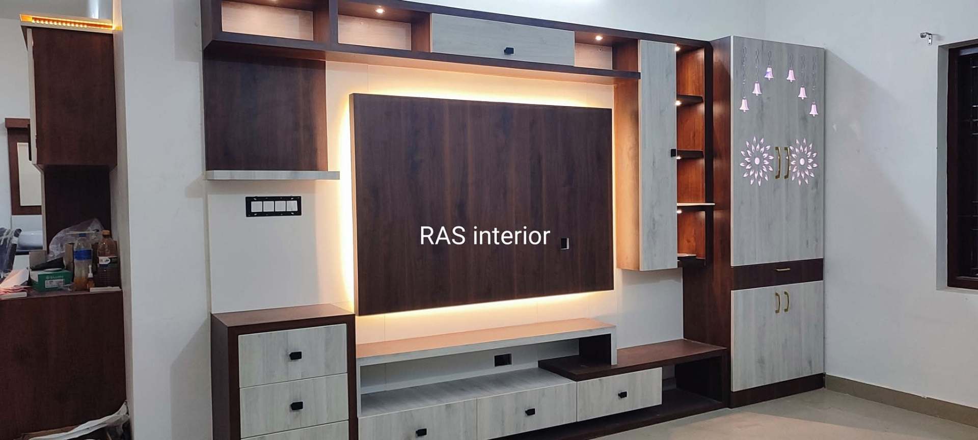 Grand Wall-to-Wall TV Unit